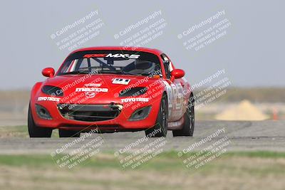 media/Oct-25-2025-CalClub SCCA (Sat) [[34c778dfbe]]/Group 2/Qualifying/